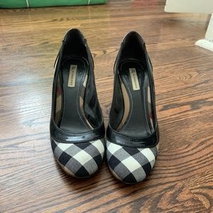 Burberry Nova Check/Patent Round-toe Heel 39